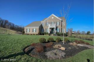 15583 Dorneywood Dr, Leesburg, VA 20176-5857