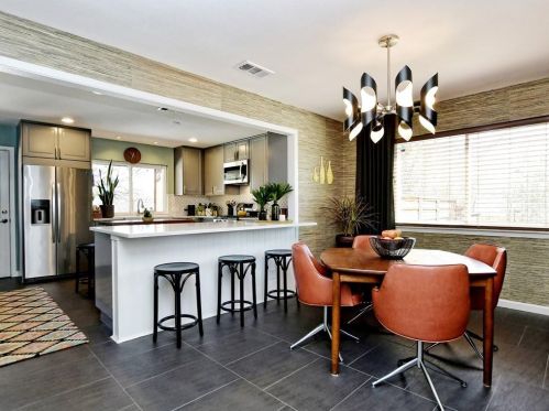 1406 Cardinal Hl Dr, Austin TX  78758-2705 exterior