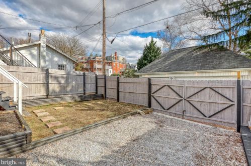 444 Lincoln St, York PA  17401-2952 exterior