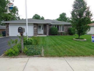 409 Julian St, Thornton, IL 60476-1275