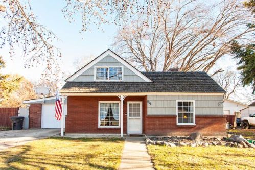 107 56th Ave, Yakima, WA 98908-3105