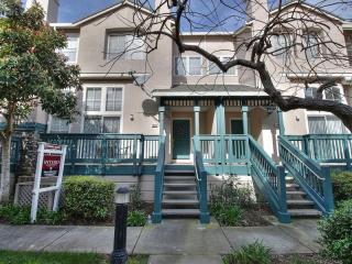 1268 Albacore Ter, Fremont, CA 94536-3244