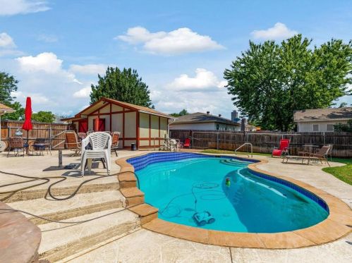 7600 Chasewood Dr, Fort Worth TX  exterior