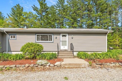 68 West Rd, Londonderry, NH 03053-3112