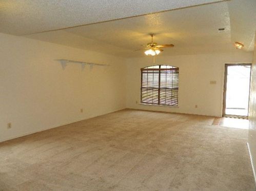 4812 Cable Dr, Fort Worth TX  76137-3323 exterior