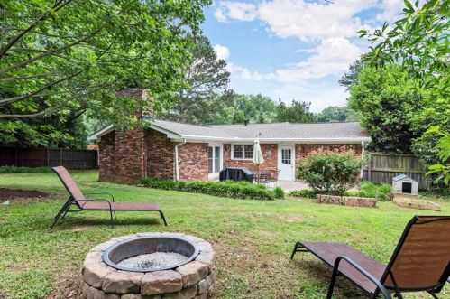 3328 Mercer University Dr, Atlanta GA  30341-5634 exterior