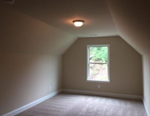 8530 Mallard View Way, Lula, GA 30554-6612
