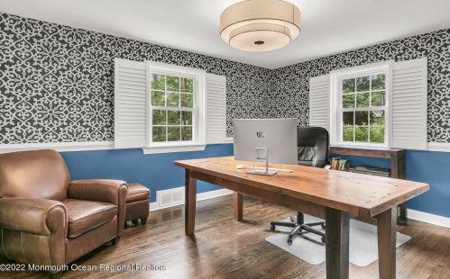 174 White St, Tinton Falls NJ exterior