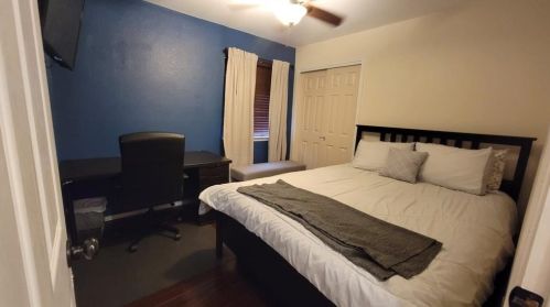 317 Strawn, Uhland TX  78640-4309 exterior