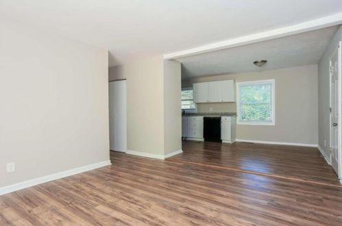 502 Fairlane Cir, Atlanta GA  30331-1508 exterior