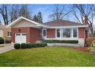 297 Desplaines Ave, North Riverside, IL 60546-1801