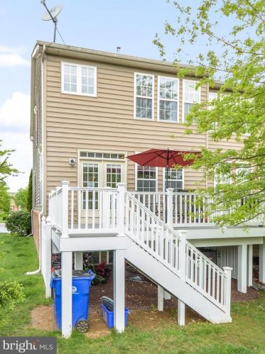9 Wash House Cir, Middletown MD  21769-7741 exterior