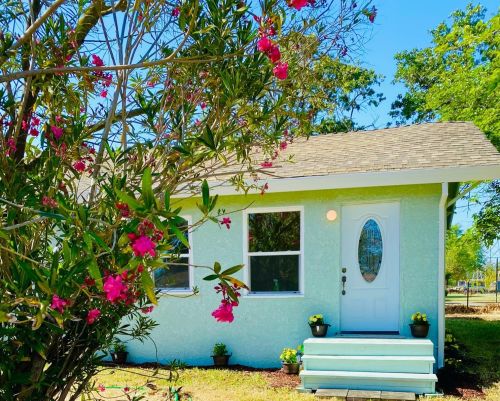 5648 2nd St, Rio Linda, CA 95673-4802