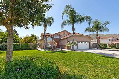 11109 Middleborough Rd, Riverside CA  92503-5814 exterior