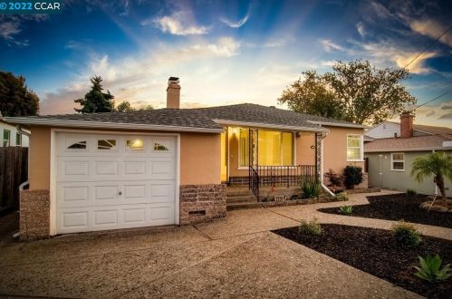 3839 Modesto St, Hayward, CA 94546-4438