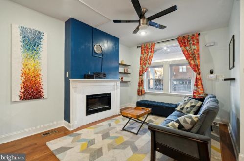 702 52nd St, Philadelphia, PA 19143-2612