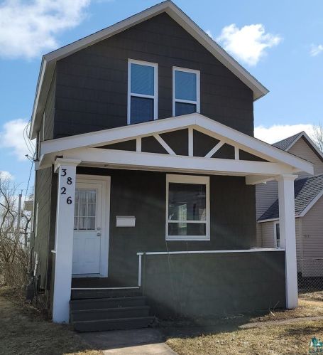 3826 6th St, Duluth, MN 55807-1616
