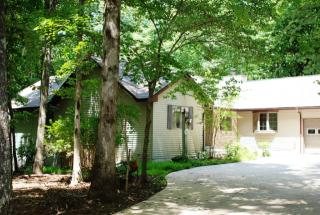 951 Poplar Pl, Monteagle, TN 37356-2019
