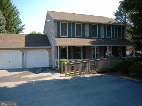 2635 Columbia Ave, Lancaster, PA 17603-4113