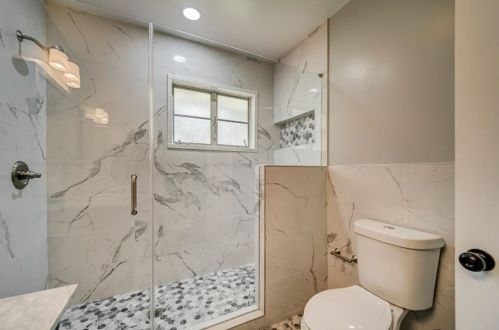 2574 Lancaster Dr, Atlanta GA  30344-2329 exterior