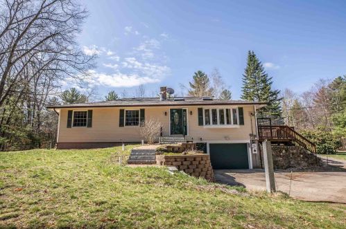 7 Dan Hill Rd, Londonderry, NH 03053-3135