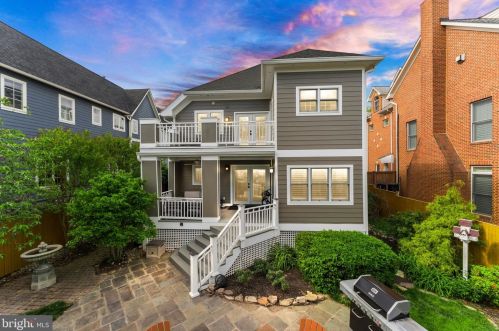 2812 1st Rd, Arlington, VA 22201-1010