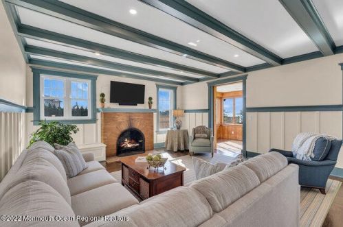 512 Green Ave, Brielle, NJ 08730-2016
