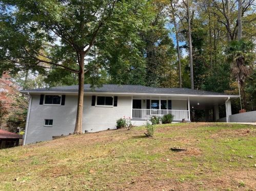 1367 Carolyn Dr, Atlanta GA  30329-3546 exterior