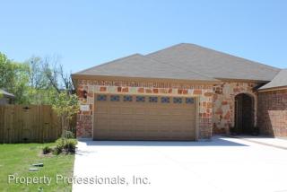 933 Brown Rock Dr, New Braunfels TX  78130-2753 exterior