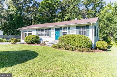 1408 Gilbert Rd, Arnold, MD 21012-2538
