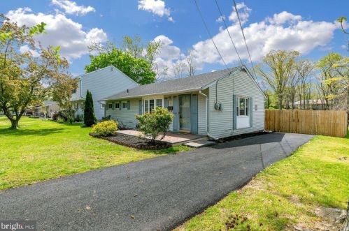 15 Hemsing Dr, Lumberton Township, NJ 08048-3018