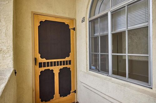 750 Breeze Hill Rd, Vista CA  92081-4300 exterior