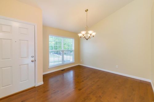 1713 Preston Centre Dr, Fenton, MO 63026-6609
