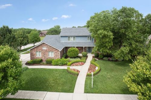 1314 Acorn St, Lemont, IL 60439-6427