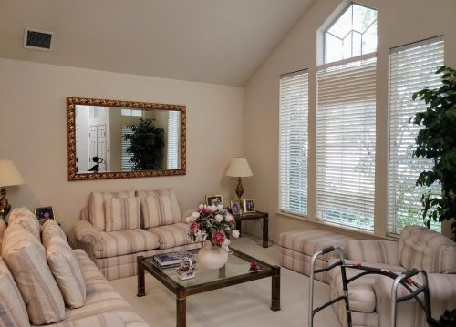 110 Biggs Ct, Folsom, CA 95630-7717