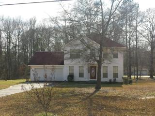 945 Nottingham Dr, Dublin, GA 31021-1602