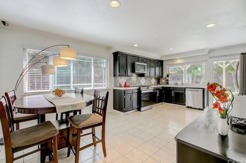 5004 Holbrook St, Anaheim CA  92807-1011 exterior