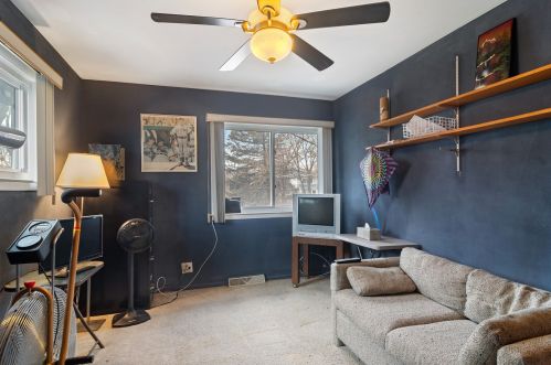 115 Eastwood Dr, Bannockburn IL  60015-5009 exterior