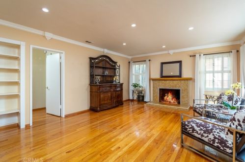 503 Geneva St, Glendale CA  91206-3308 exterior