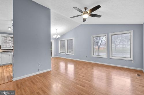 5450 Bluecoat Ln, Columbia MD  21045-2210 exterior