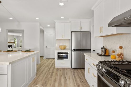 10272 Shadyridge Dr, Santa Ana CA  92705-1567 exterior