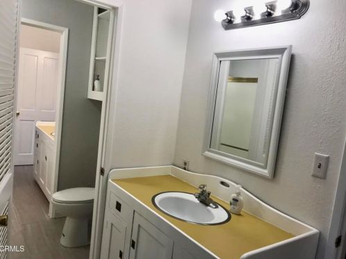 15351 Nimes Cir, Irvine CA  92604-3131 exterior