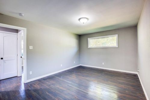 1426 Gillette St, Dallas TX  75217-1210 exterior