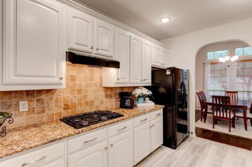 10065 Red Bluff Ln, Fort Worth TX  76177-7402 exterior