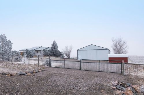 43145 Saddlehorn Dr, Elizabeth CO 80107-9328 exterior