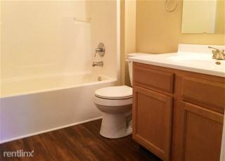 176 Thistle Wood Dr, Eden IN  46140-2937 exterior