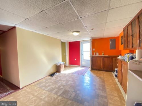 9504 Lawnsberry Ter, Silver Spring MD 20901-4714 exterior