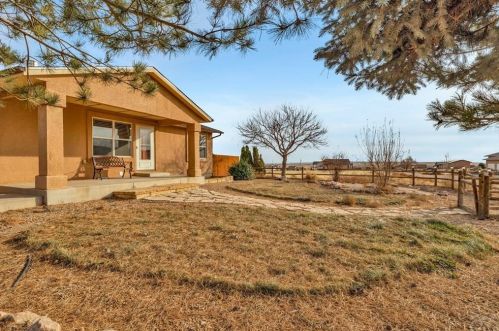 1286 Ladonia Dr, Pueblo CO  81007-1336 exterior