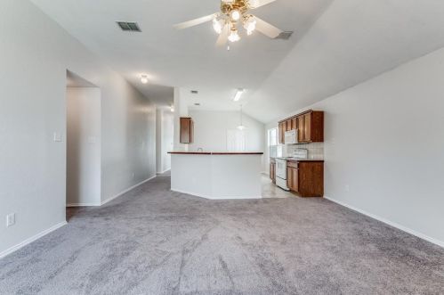 1233 Mountain Air Trl, Fort Worth TX  76131-5446 exterior