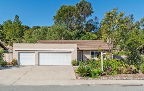 442 Dewane Dr, El Cajon, CA 92020-2922